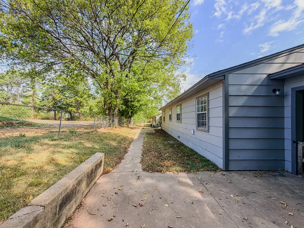 102 Kupsick Street Tahlequah, OK 74464