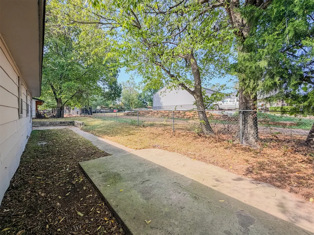 102 Kupsick Street Tahlequah, OK 74464