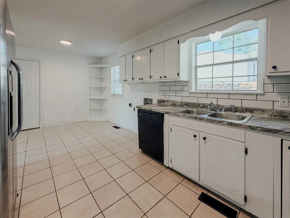 102 Kupsick Street Tahlequah, OK 74464