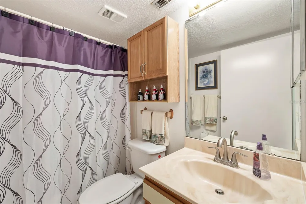 5300 DOVER VILLAGE LANE #4 Orlando, FL 32812