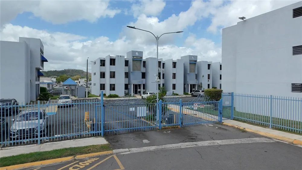 COND PLAZA DEL ESTE #18 Canovanas, PR 00729