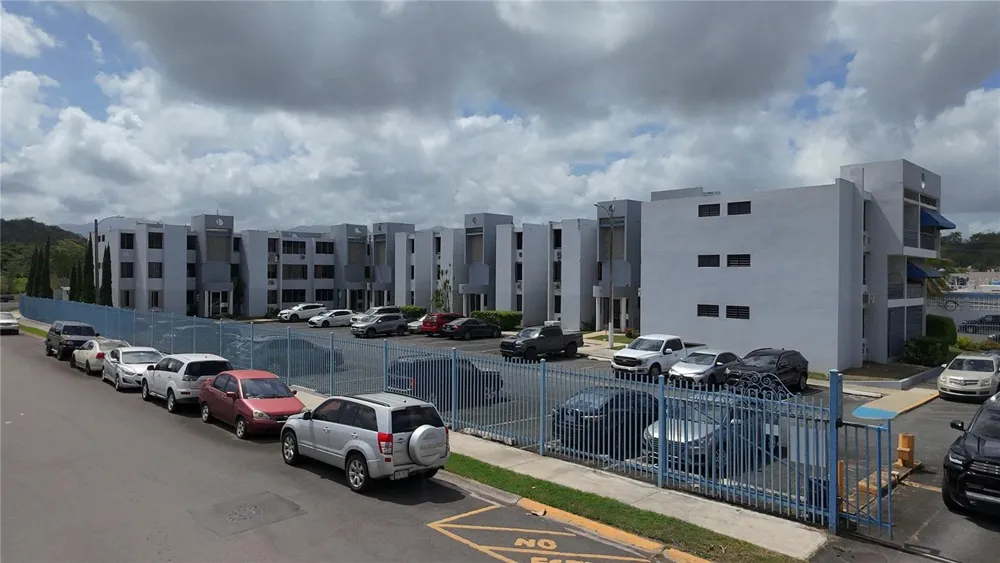 COND PLAZA DEL ESTE #18 Canovanas, PR 00729