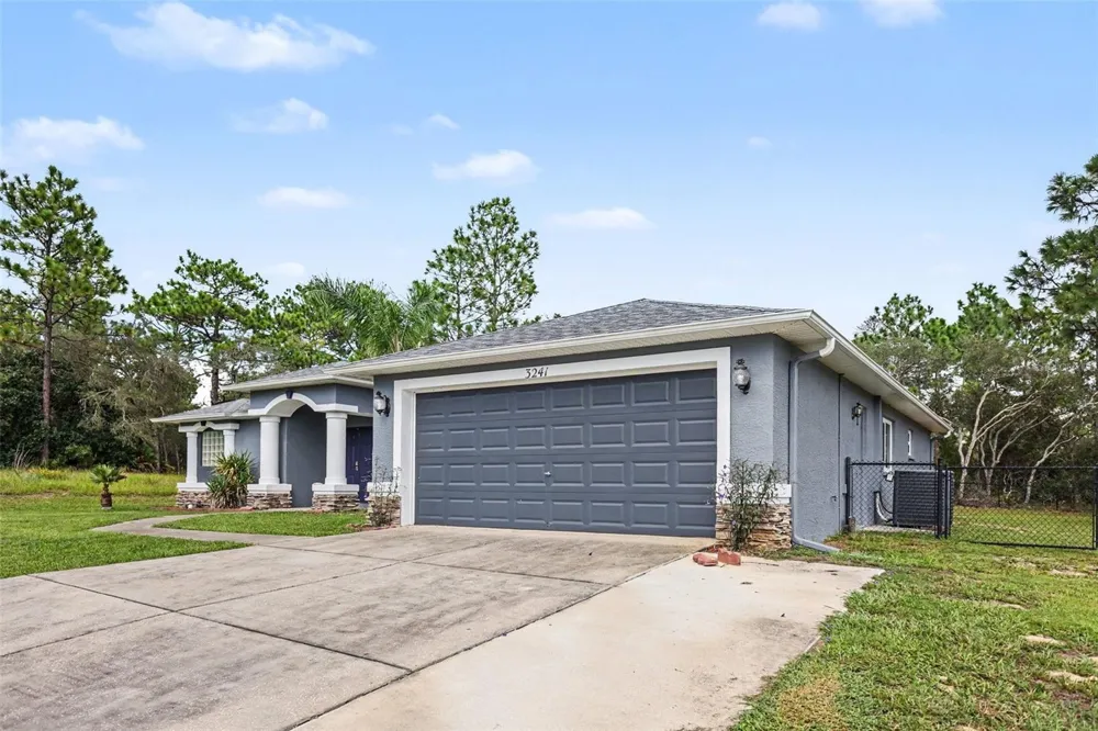 3241 W HIGGINS PLACE Citrus Springs, FL 34433