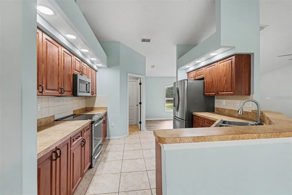 3241 W HIGGINS PLACE Citrus Springs, FL 34433