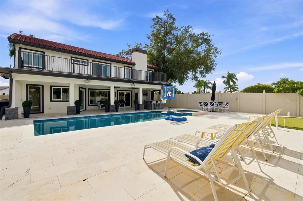 4123 CROSSWATER DRIVE Tampa, FL 33615