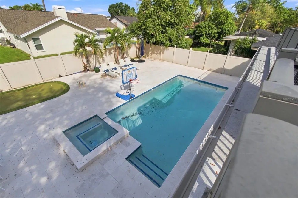 4123 CROSSWATER DRIVE Tampa, FL 33615