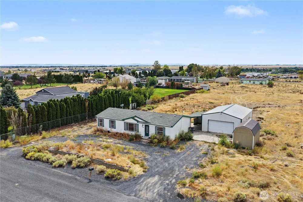 7483 Road E.7 NE Moses Lake, WA 98837