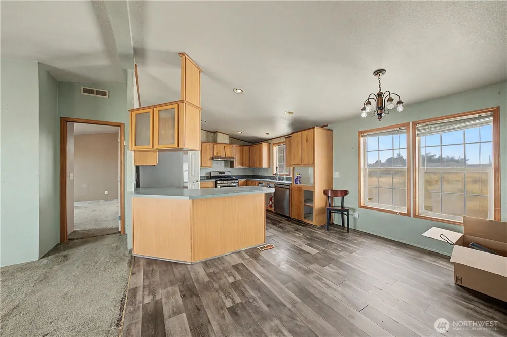 7483 Road E.7 NE Moses Lake, WA 98837