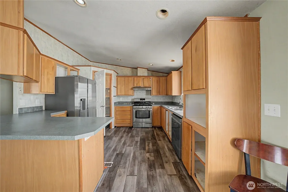 7483 Road E.7 NE Moses Lake, WA 98837