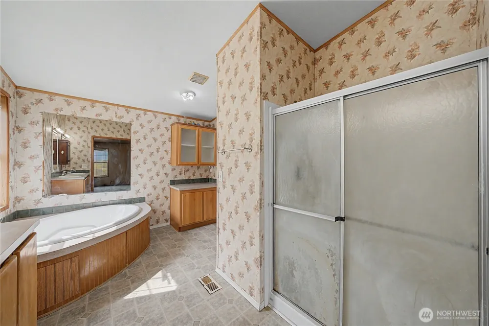 7483 Road E.7 NE Moses Lake, WA 98837