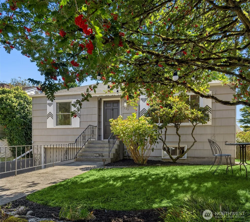 323 NW 83rd Street Seattle, WA 98117