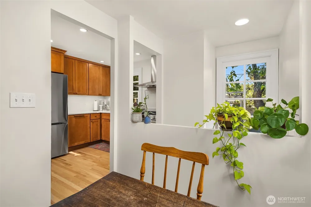 323 NW 83rd Street Seattle, WA 98117