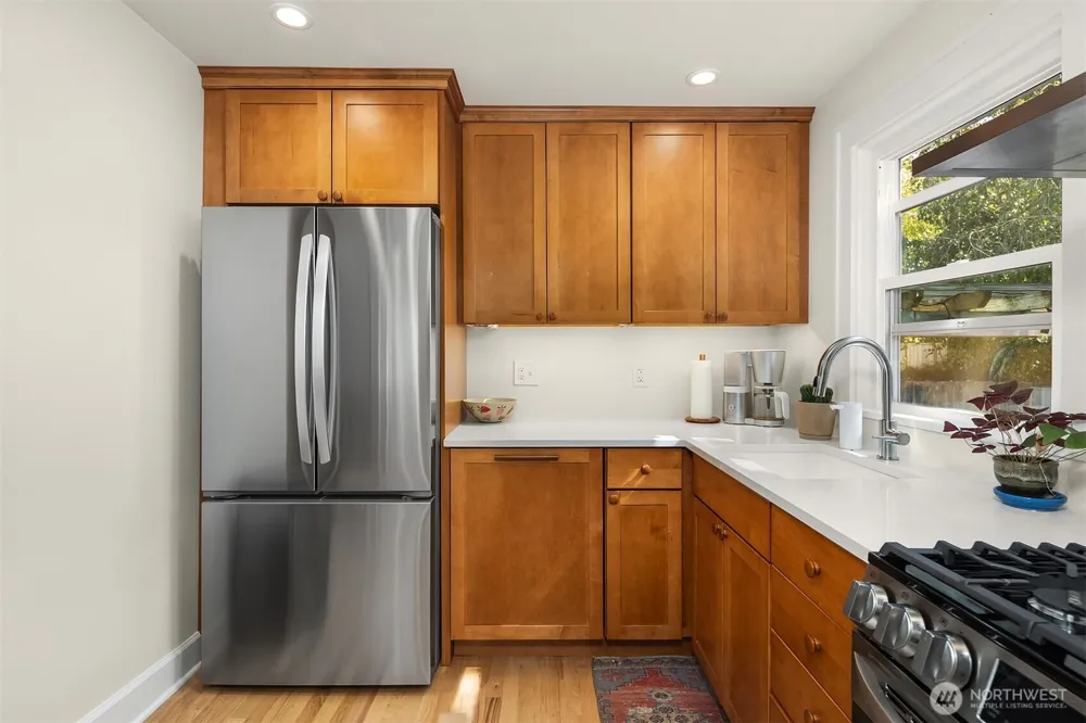 323 NW 83rd Street Seattle, WA 98117