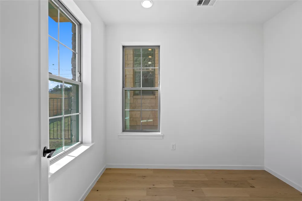3500 Pecan Springs Road #4 Austin, TX 78723