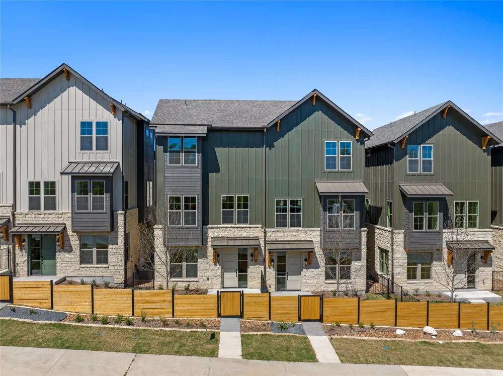 3500 Pecan Springs Road #4 Austin, TX 78723