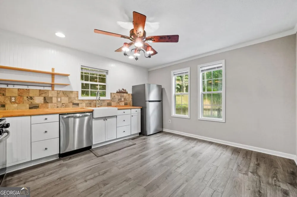 158 Bamby LN Ellijay, GA 30540