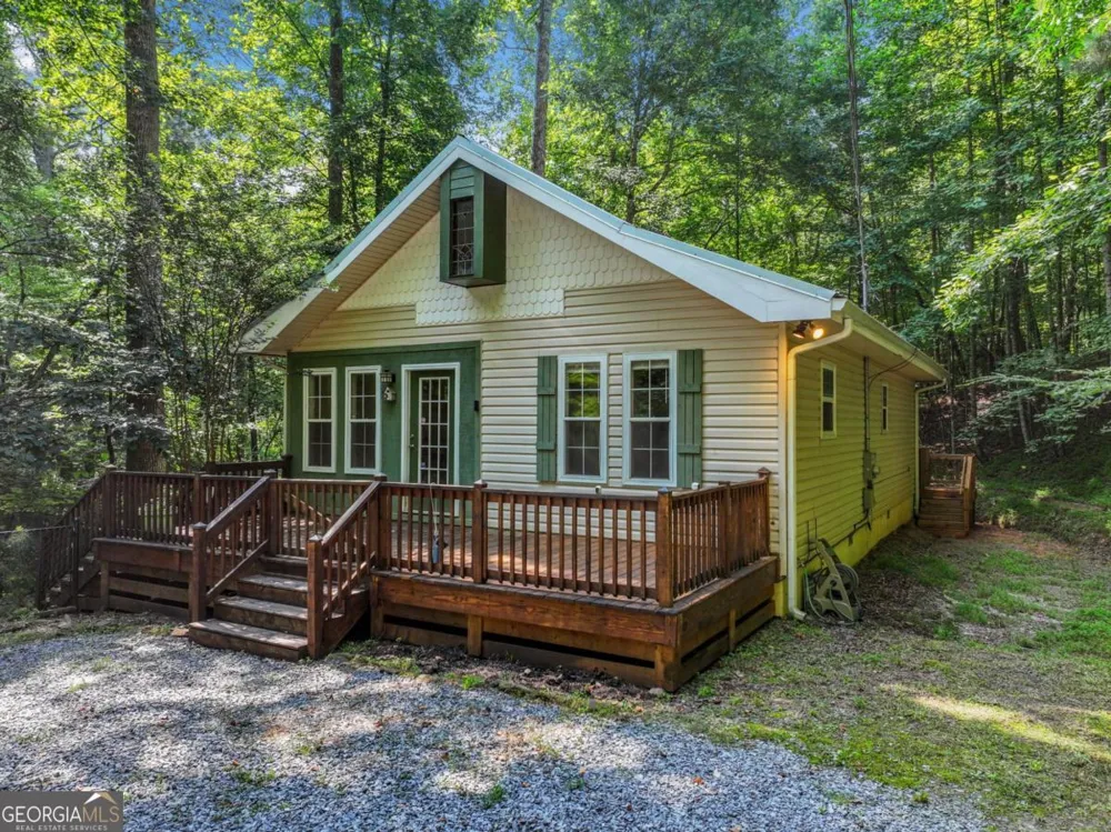 158 Bamby LN Ellijay, GA 30540