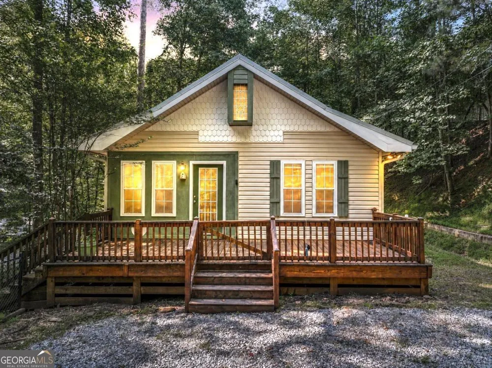 158 Bamby LN Ellijay, GA 30540