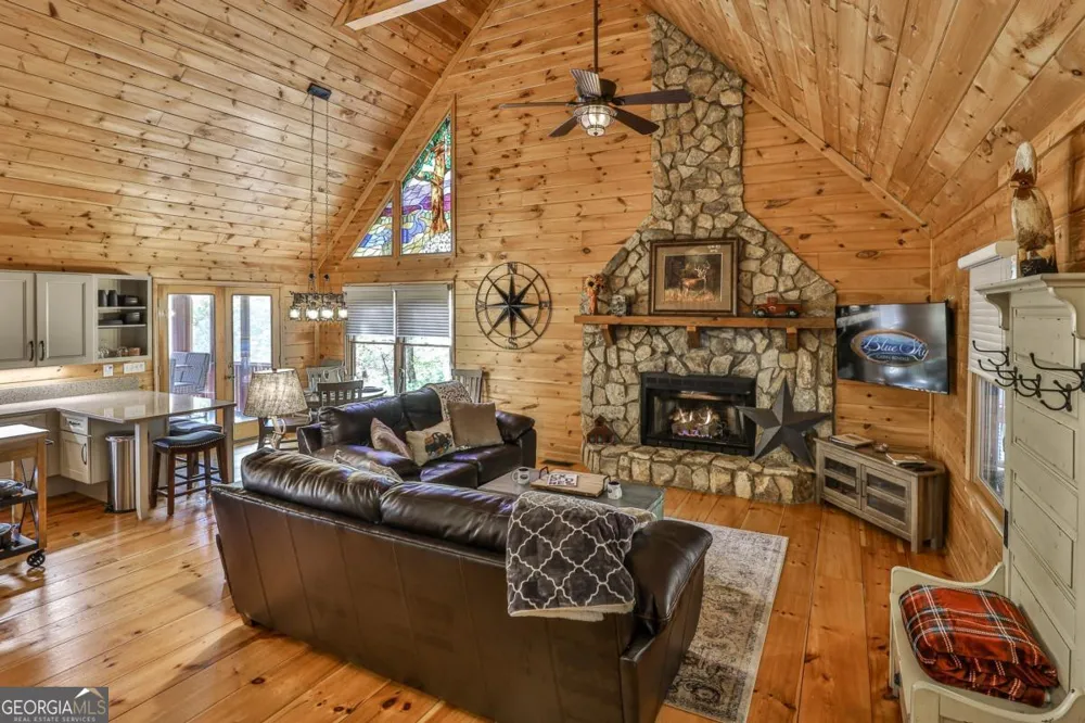 178 Novena CT Ellijay, GA 30540