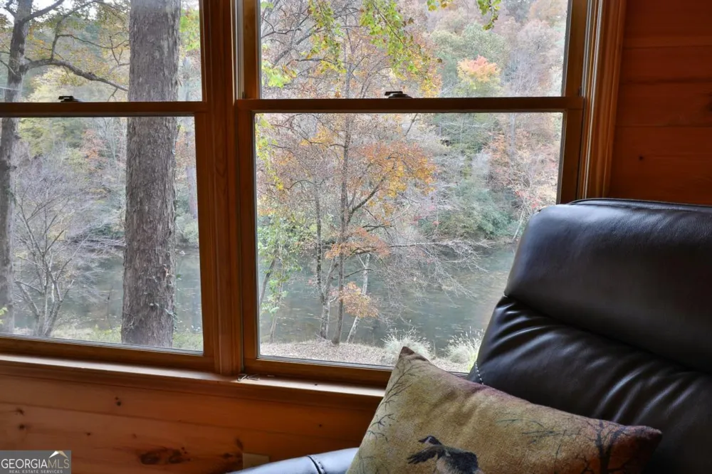 178 Novena CT Ellijay, GA 30540