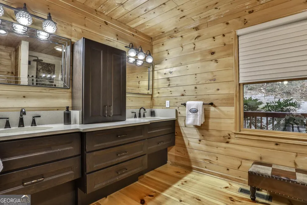 178 Novena CT Ellijay, GA 30540