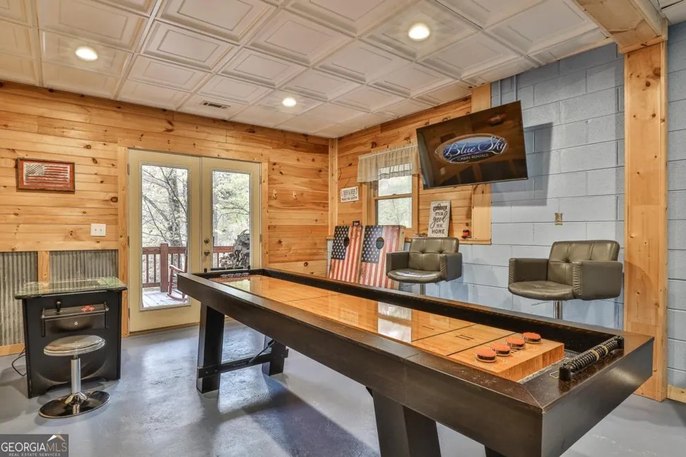 178 Novena CT Ellijay, GA 30540
