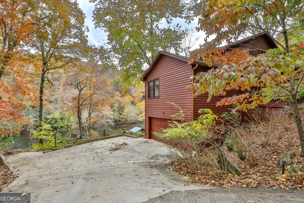 178 Novena CT Ellijay, GA 30540