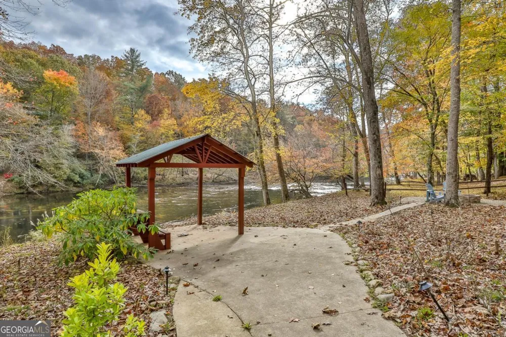 178 Novena CT Ellijay, GA 30540