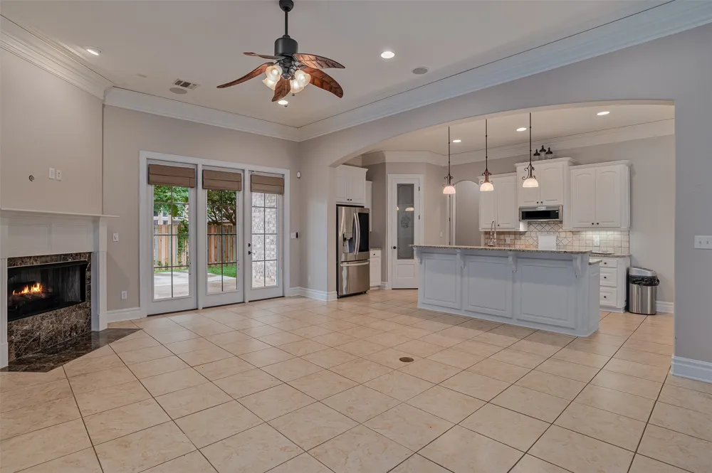 9329 S Plaquemine Drive Shreveport, LA 71115