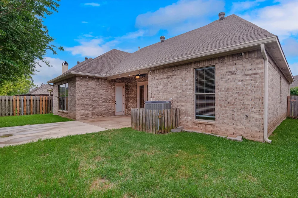 9329 S Plaquemine Drive Shreveport, LA 71115