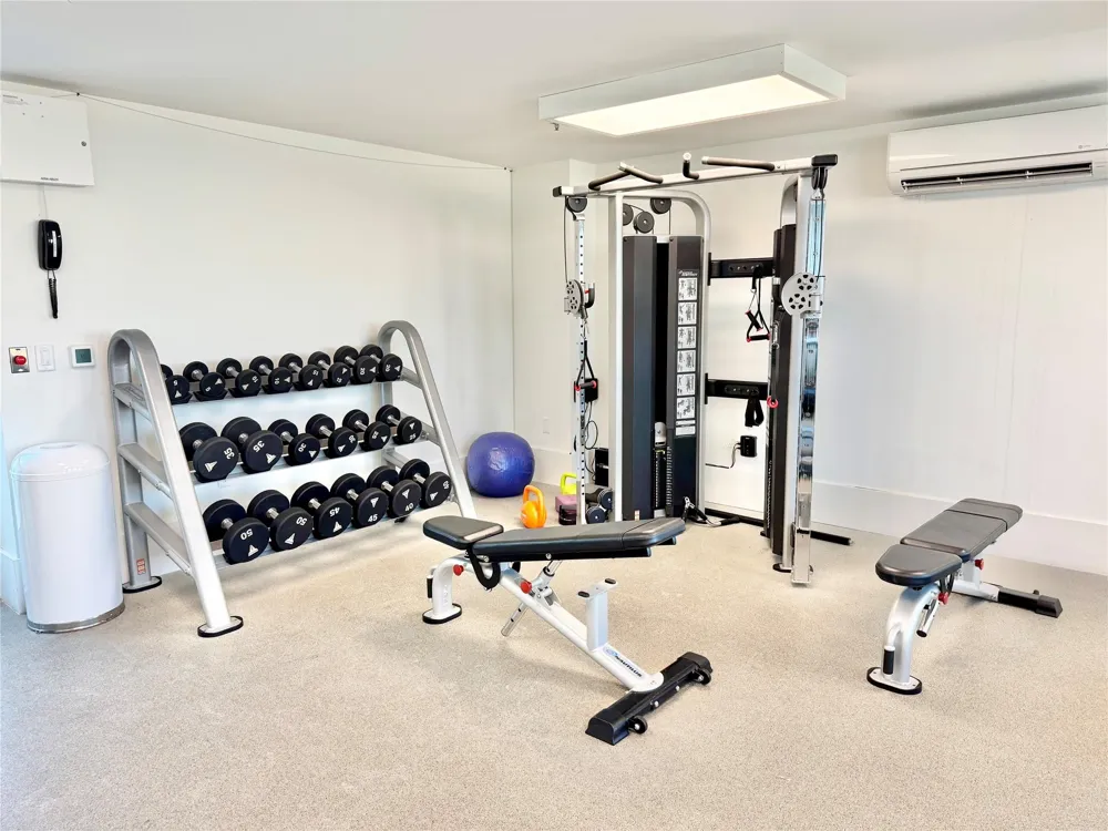 2201 Market Street #505 Galveston, TX 77550