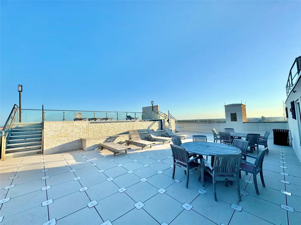 2201 Market Street #505 Galveston, TX 77550