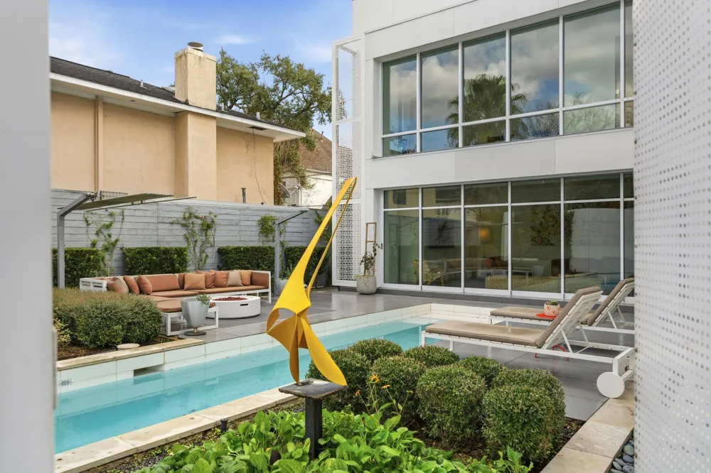 1509 Banks Street Houston, TX 77006