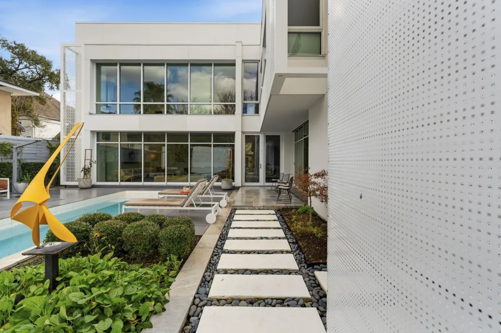 1509 Banks Street Houston, TX 77006