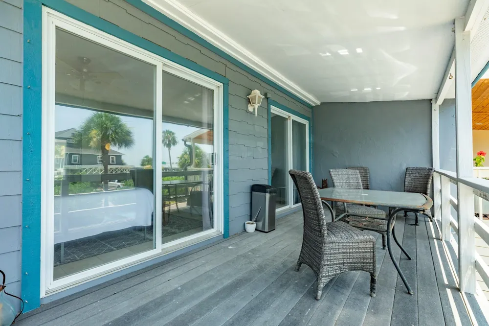 46 Harbour Circle Galveston, TX 77554