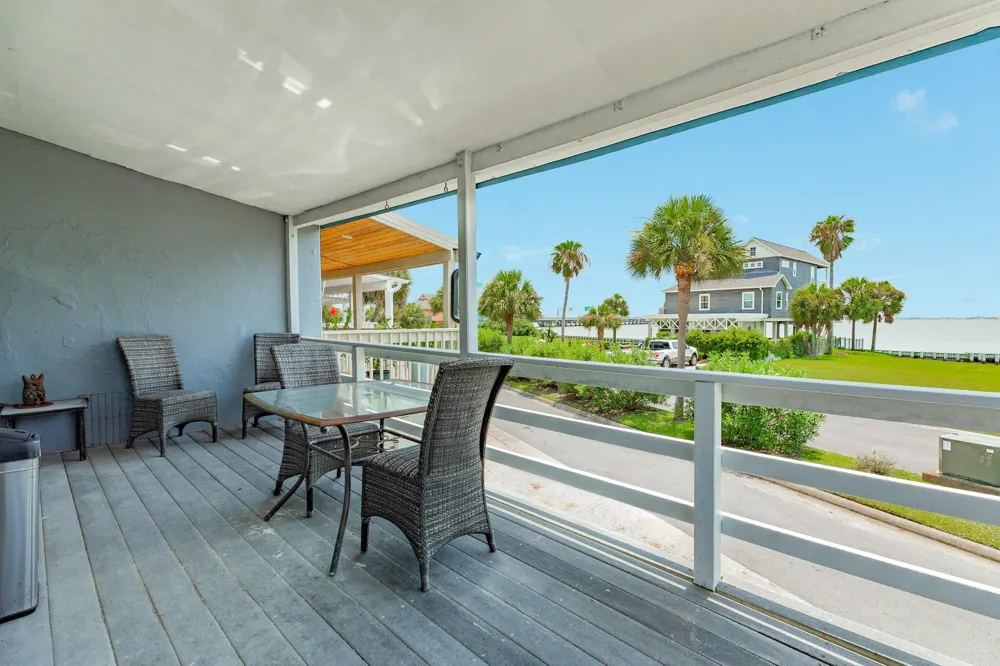 46 Harbour Circle Galveston, TX 77554