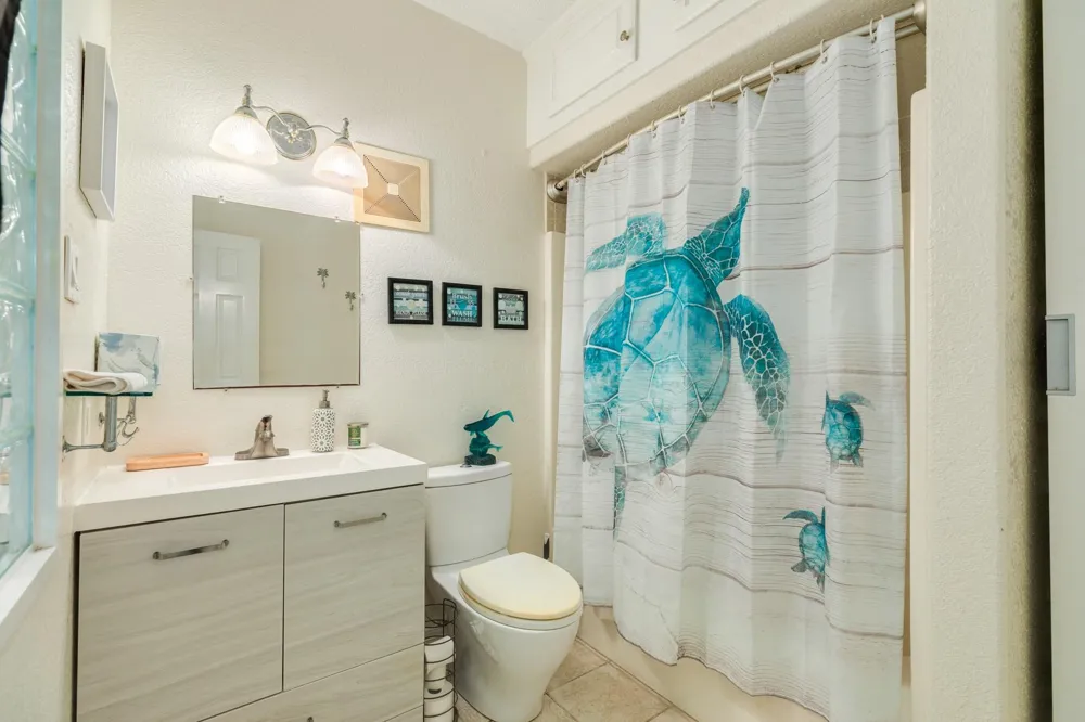 46 Harbour Circle Galveston, TX 77554