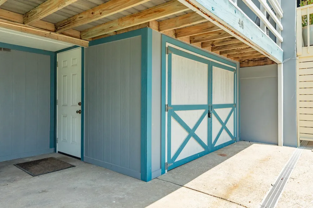 46 Harbour Circle Galveston, TX 77554
