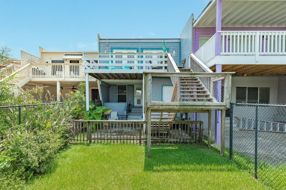 46 Harbour Circle Galveston, TX 77554