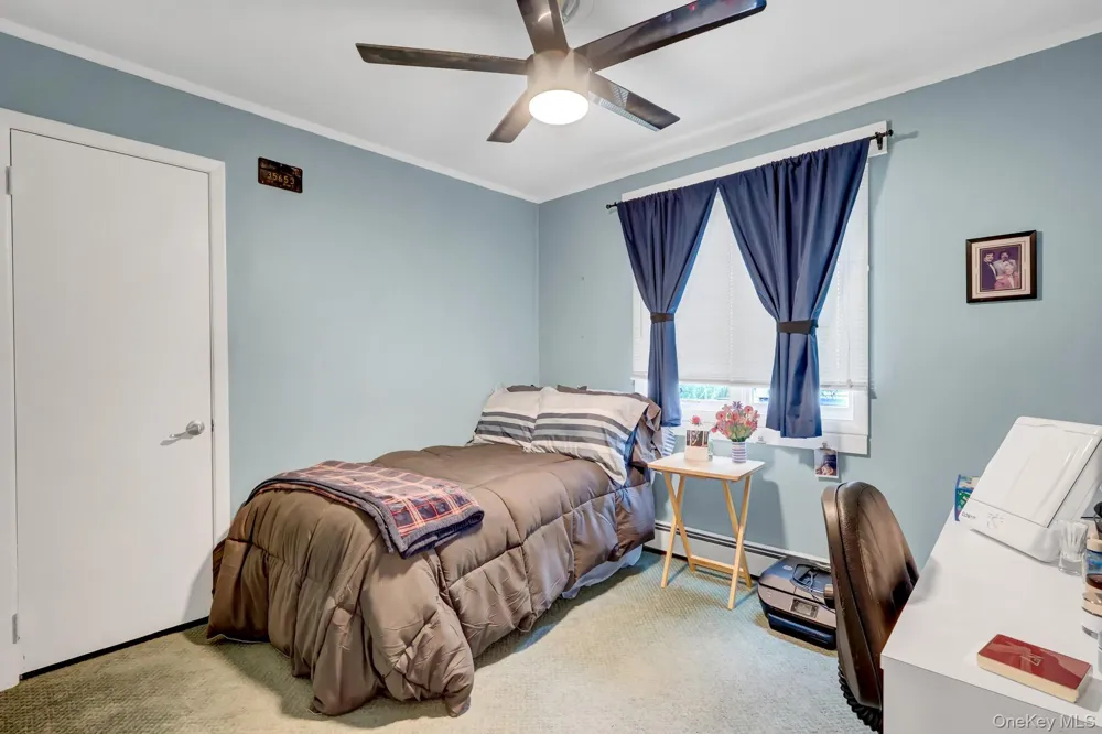 61 Gridley Street West Islip, NY 11795