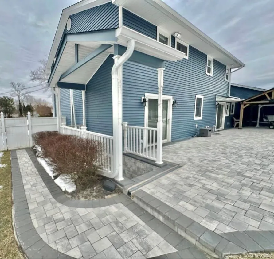 240 Woodhull Avenue Port Jefferson Station, NY 11776