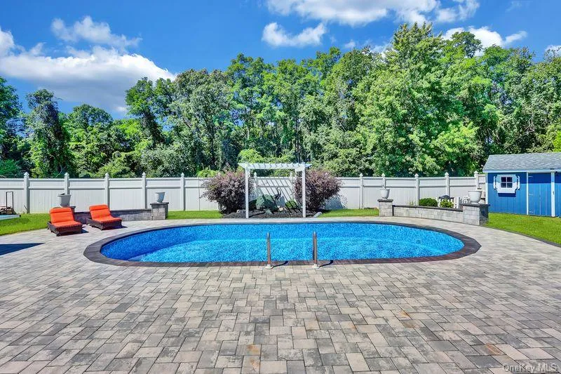 240 Woodhull Avenue Port Jefferson Station, NY 11776