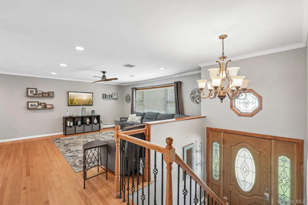 8 Townsend Place Chester, NY 10918