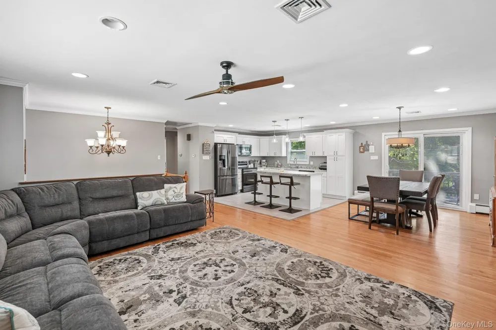 8 Townsend Place Chester, NY 10918