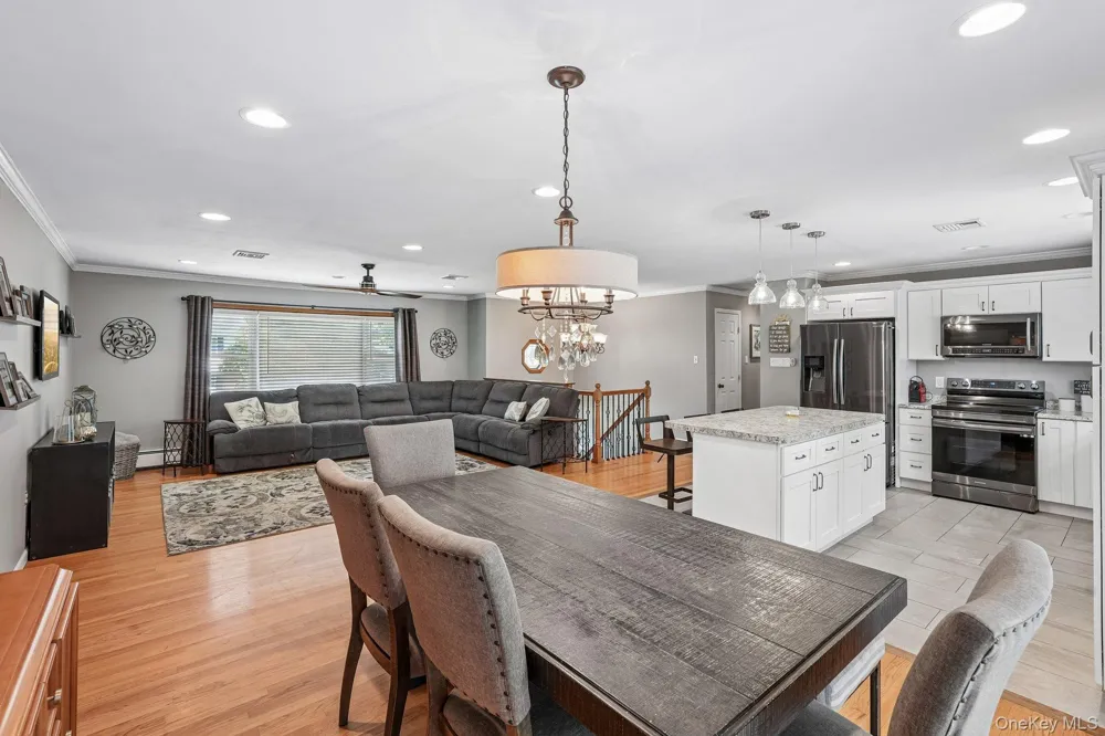 8 Townsend Place Chester, NY 10918