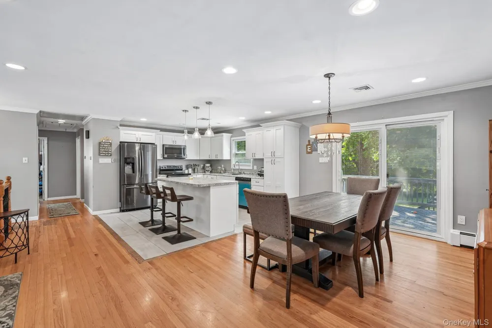 8 Townsend Place Chester, NY 10918