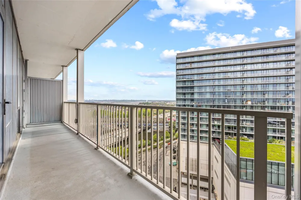 131-02A 40th Road #14B Flushing, NY 11354