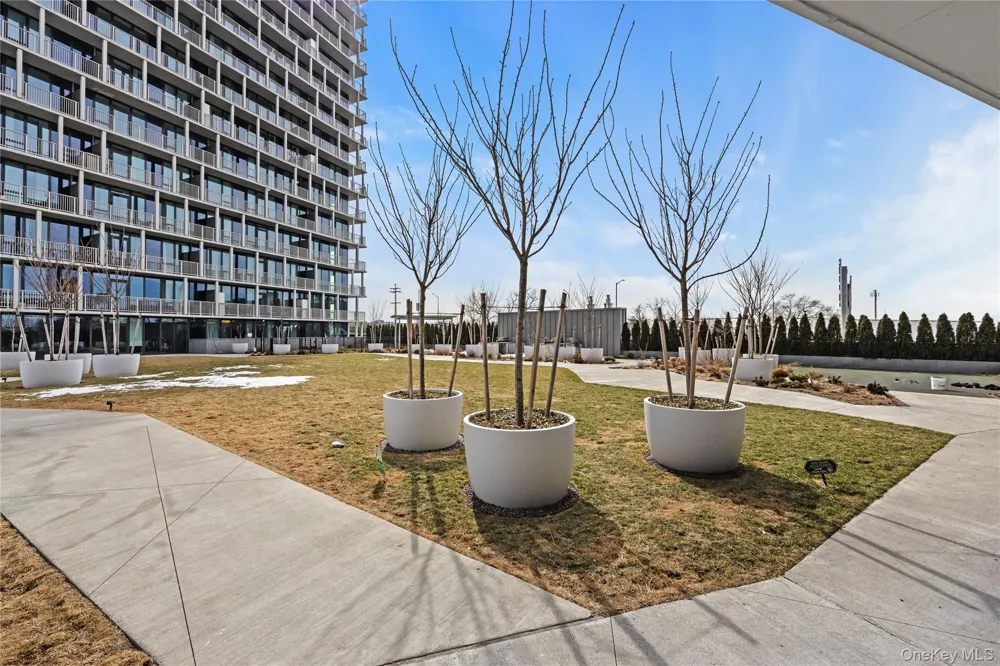 131-02A 40th Road #14B Flushing, NY 11354