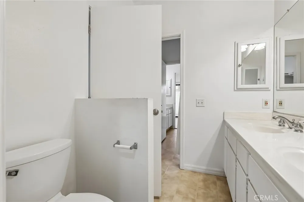 4752 Tiara Drive #103 Huntington Beach, CA 92649