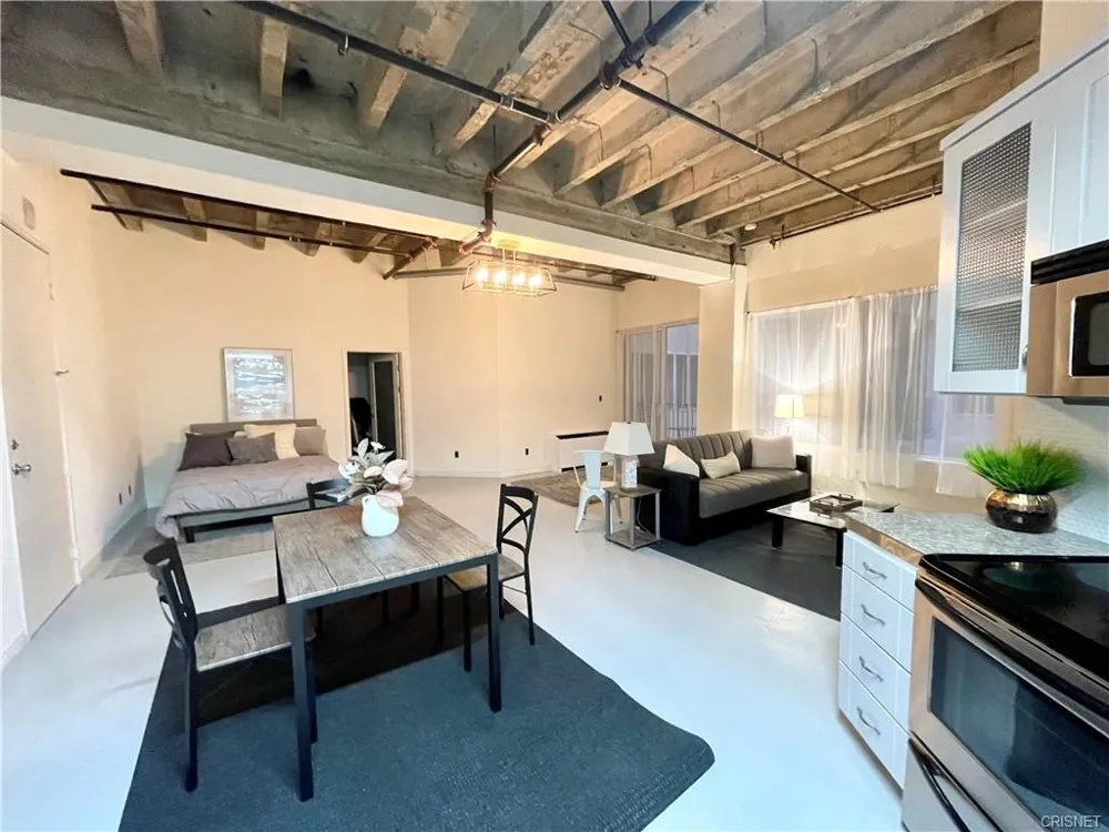312 W 5th Street #609 Los Angeles, CA 90013